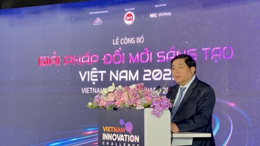 Vietnam Innovation Challenge honours 12 solutions